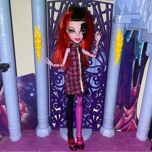 Monster High Freaky Fusion Operetta